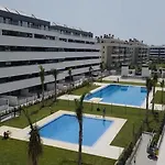 Apartamento Holidays2torremolinos Pool, 300 Mts From