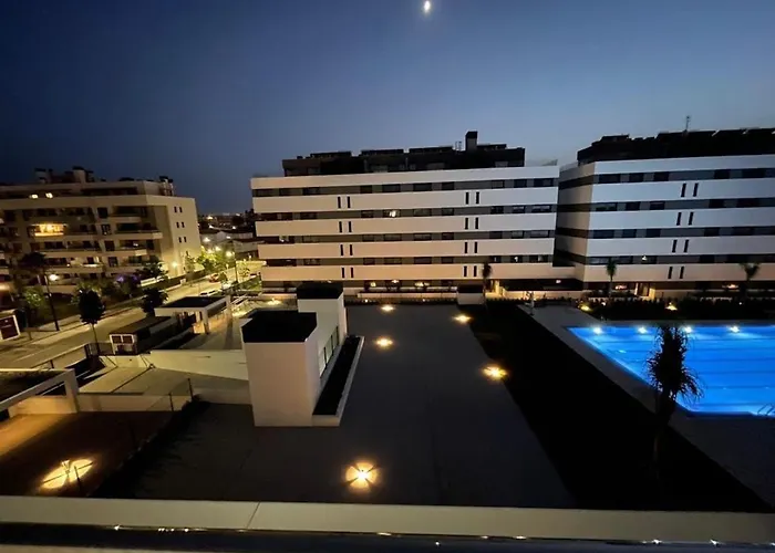 Holidays2torremolinos Pool, 300 Mts From Torremolinos