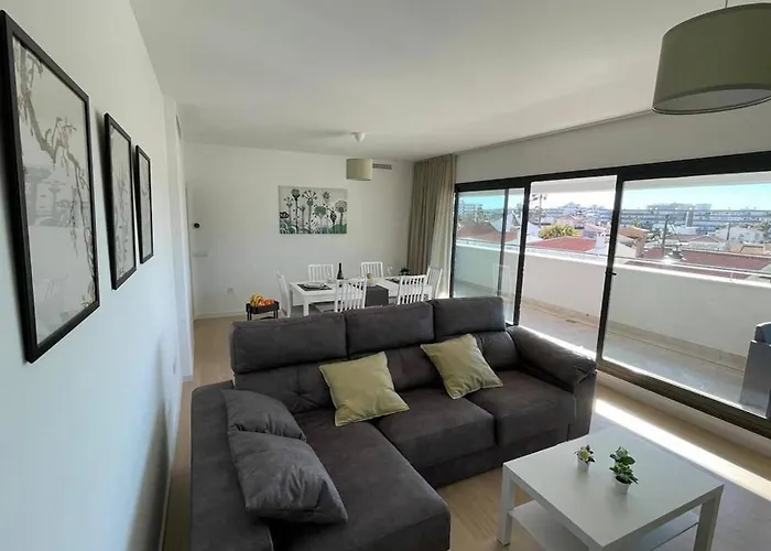 Holidays2torremolinos Pool, 300 Mts From *