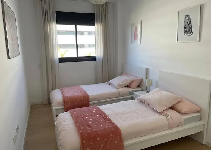 Holidays2torremolinos Pool, 300 Mts From Apartament